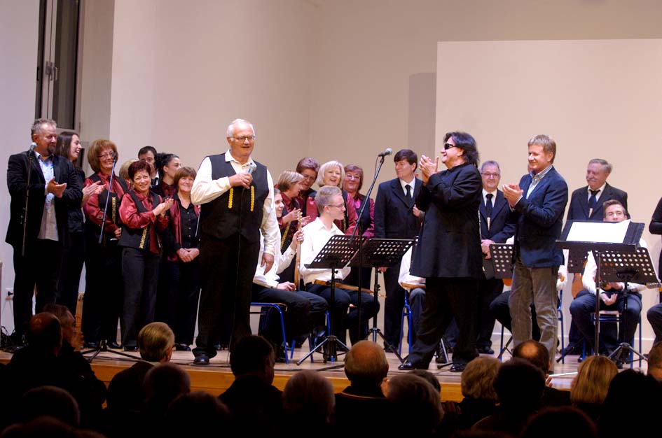 Koncert posve�en Vladi Baueru