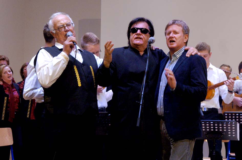 Koncert posve�en Vladi Baueru