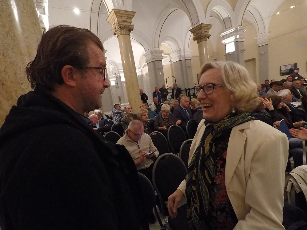 posebnosti like - predstavljanje knjige