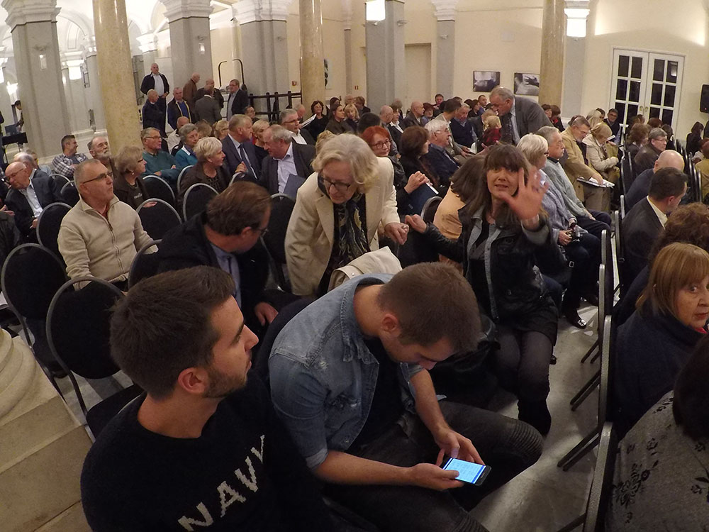 posebnosti like - predstavljanje knjige