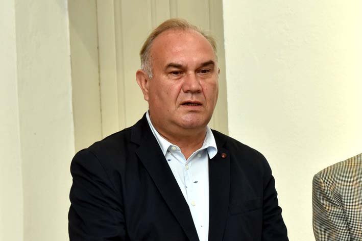 Kolektivna izlo�ba