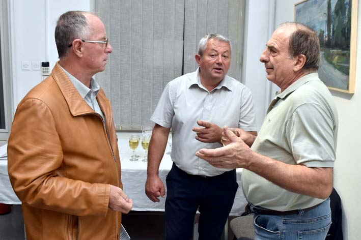 Kolektivna izlo�ba